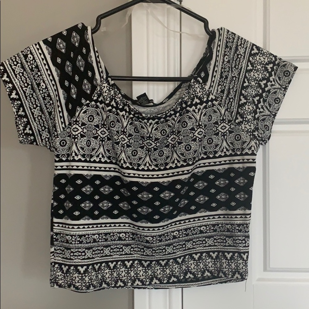 Crop top